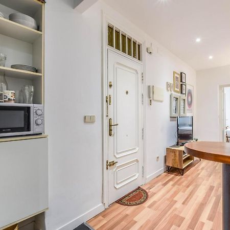 Apartamento Plaza De Lavpies Appartamento Madrid Esterno foto